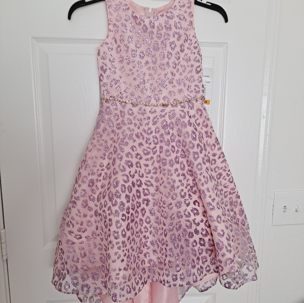 Girls dress